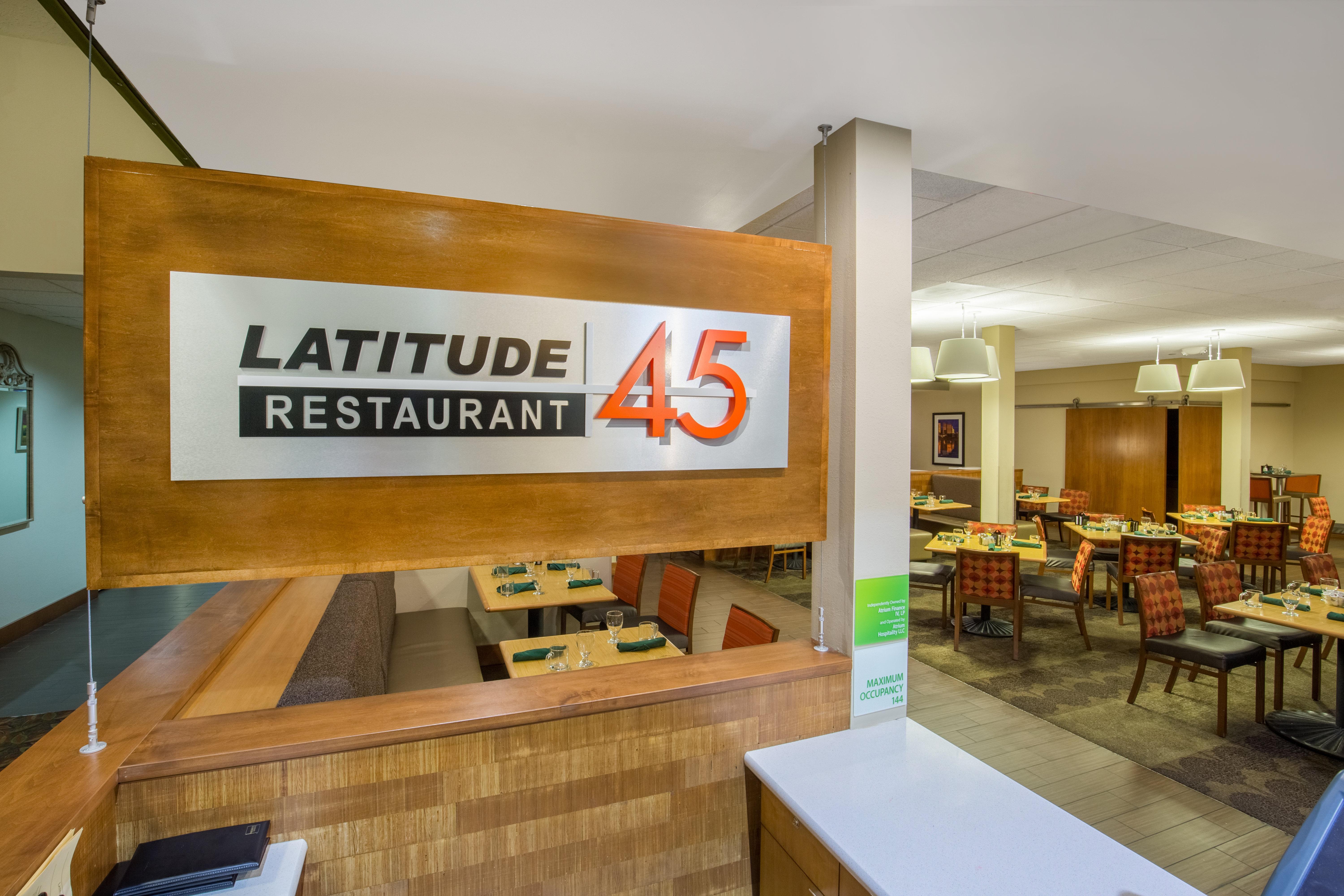 Holiday Inn Portland-Airport I-205 By Ihg Bagian luar foto