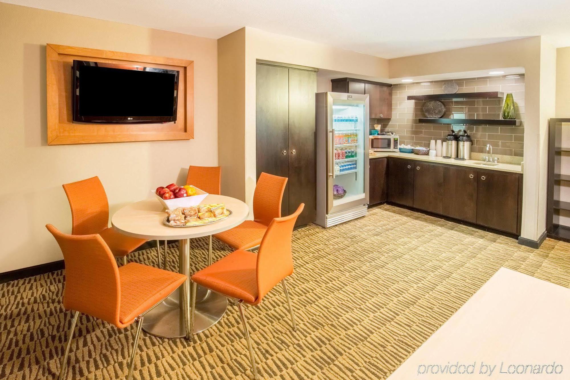 Holiday Inn Portland-Airport I-205 By Ihg Bagian luar foto
